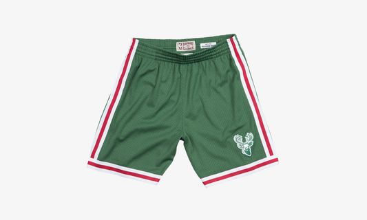 NBA SWINGMAN ROAD SHORTS BUCKS 71-72 1